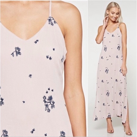 (44)New Light Blush Women’s Spring/Summer Maxi Dress - Picture 3 of 3